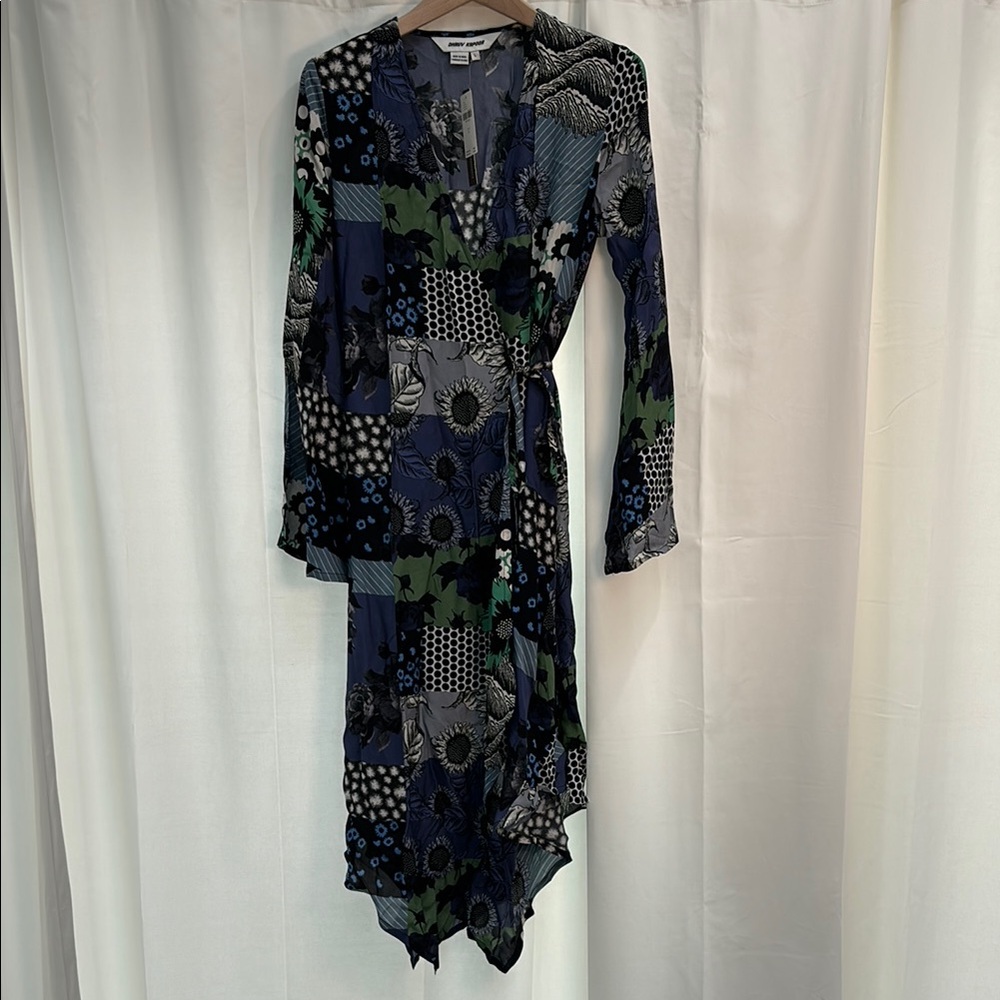 DHRUV KAPOOR Asymmetrical V-Neck Dress LP